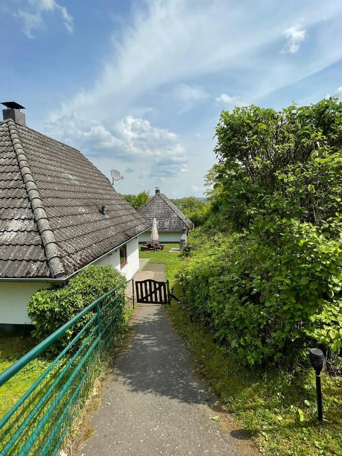 Ferienhaus "Gestiefelter Kater" Am See Im Bergland Кирххайм Экстерьер фото