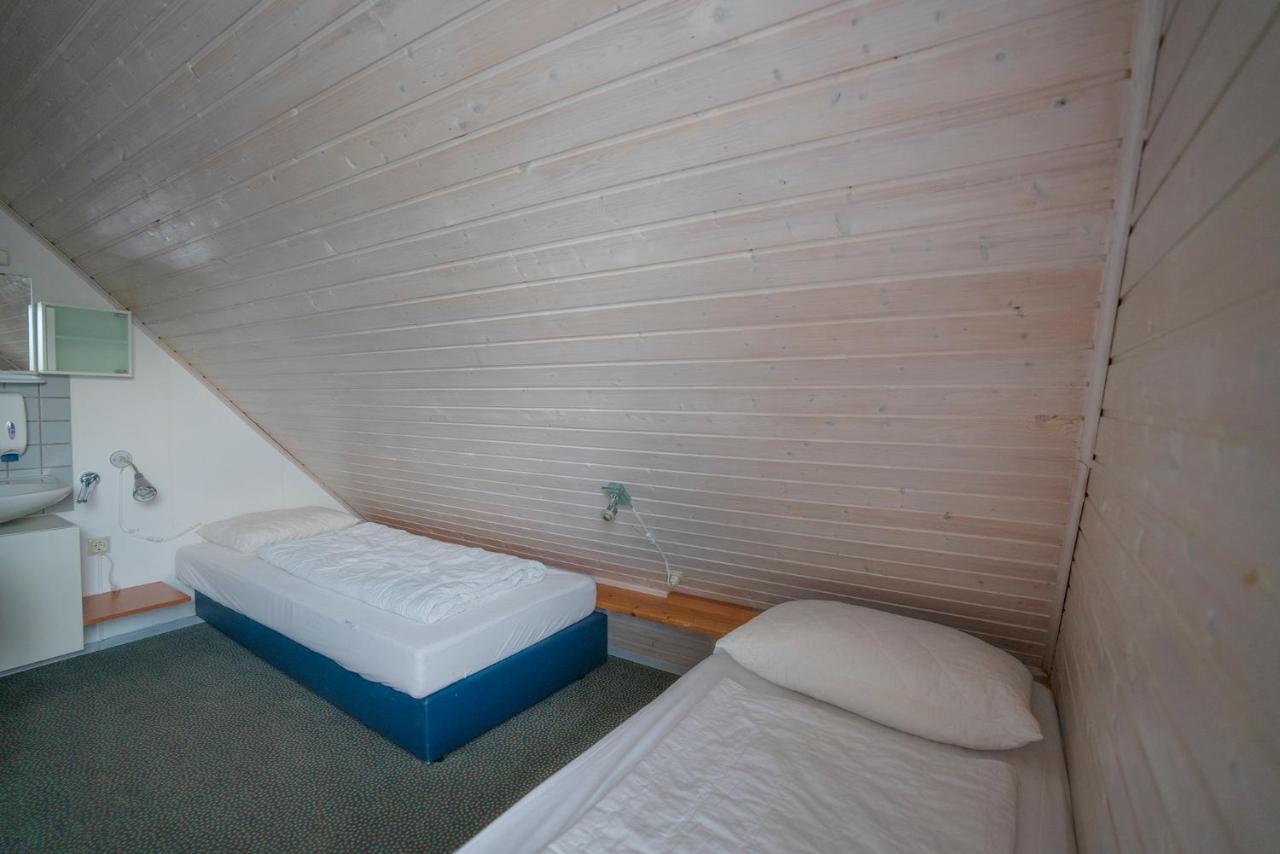 Ferienhaus "Gestiefelter Kater" Am See Im Bergland Кирххайм Экстерьер фото