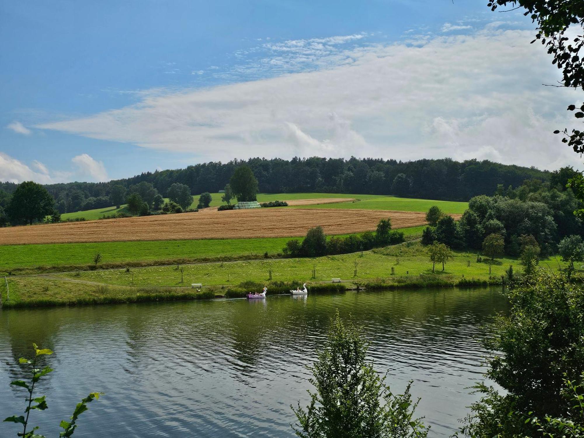 Ferienhaus "Gestiefelter Kater" Am See Im Bergland Кирххайм Экстерьер фото